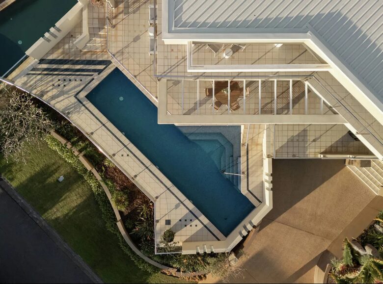 Brisbane Luxury Waterfront Residence - Brisbane, Australia