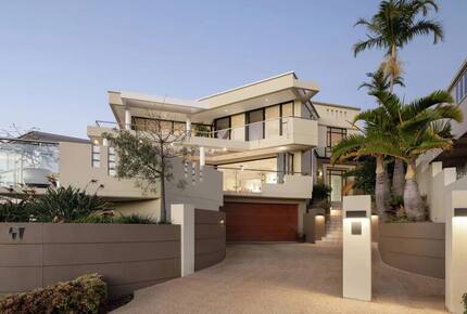 Brisbane Luxury Waterfront Residence - Brisbane, Australia