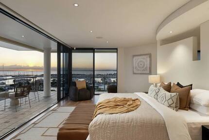 Brisbane Luxury Waterfront Residence - Brisbane, Australia