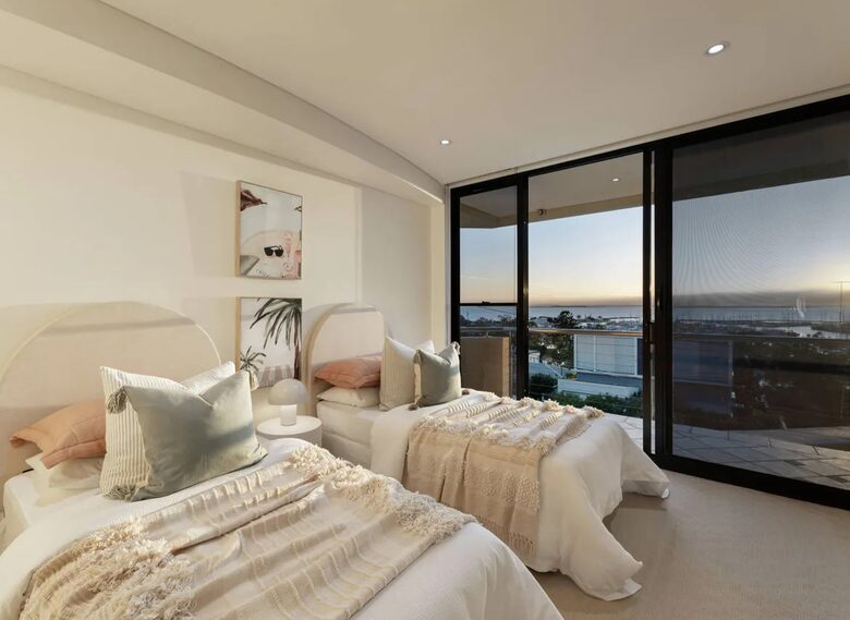 Brisbane Luxury Waterfront Residence - Brisbane, Australia