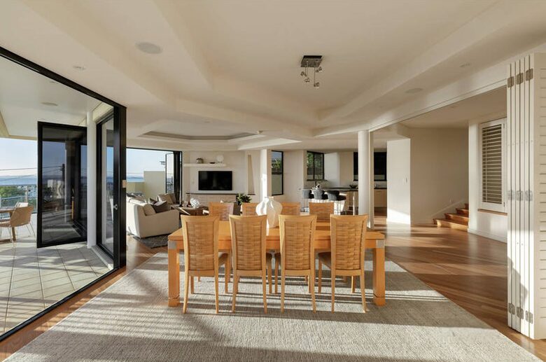 Brisbane Luxury Waterfront Residence - Brisbane, Australia