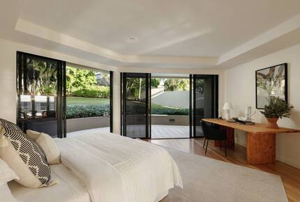 Brisbane Luxury Waterfront Residence - Brisbane, Australia