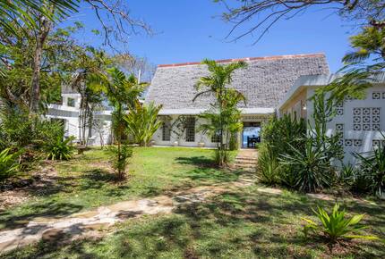 Ras Kikadini Beach House - Tiwi, Diani Beach, Kenya