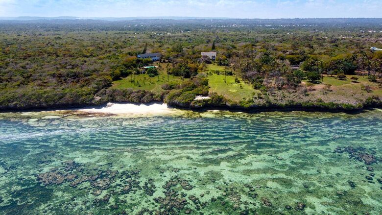 Ras Kikadini Beach House - Tiwi, Diani Beach, Kenya