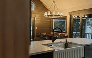 Sunrise Lodge on the Lake - Hiawassee, Georgia