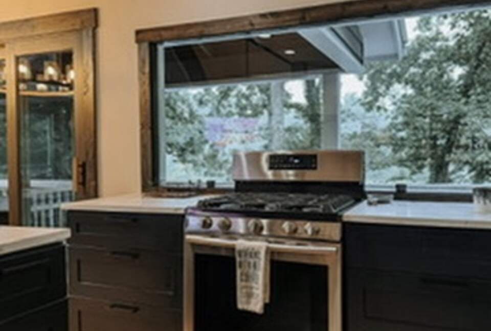 Sunrise Lodge on the Lake - Hiawassee, Georgia