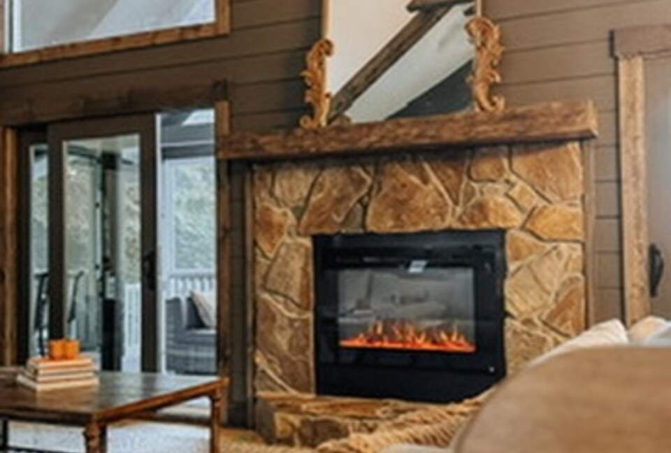 Sunrise Lodge on the Lake - Hiawassee, Georgia