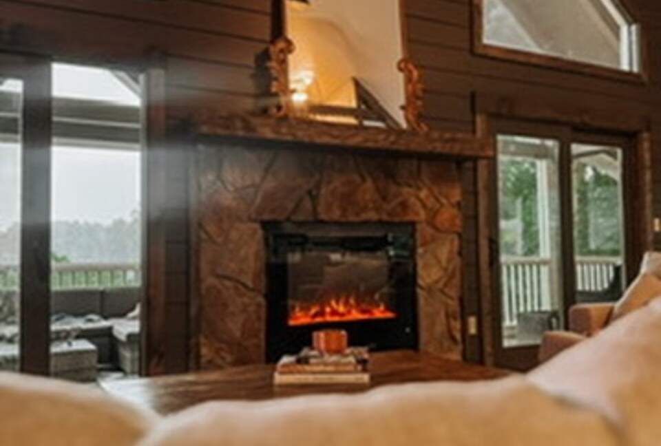 Sunrise Lodge on the Lake - Hiawassee, Georgia