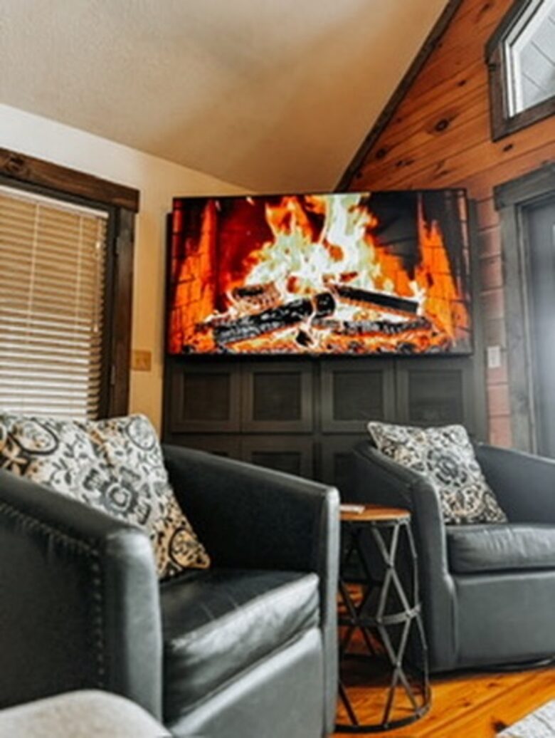 Sunrise Lodge on the Lake - Hiawassee, Georgia