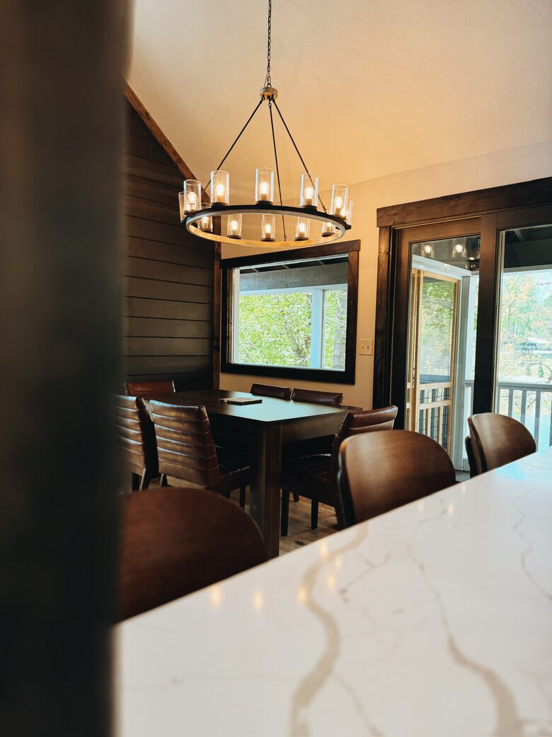 Sunrise Lodge on the Lake - Hiawassee, Georgia