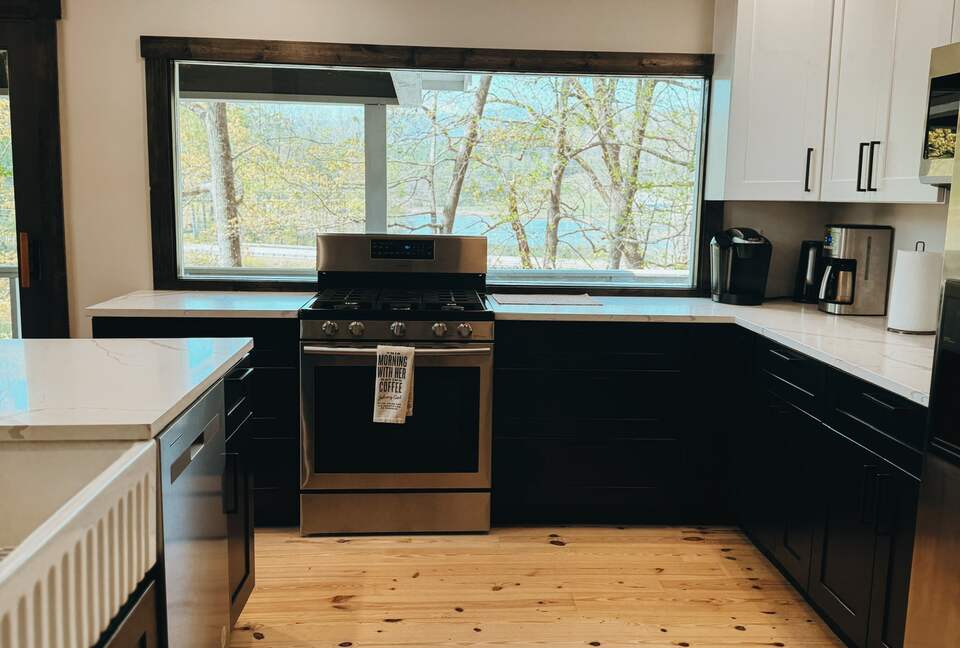 Sunrise Lodge on the Lake - Hiawassee, Georgia