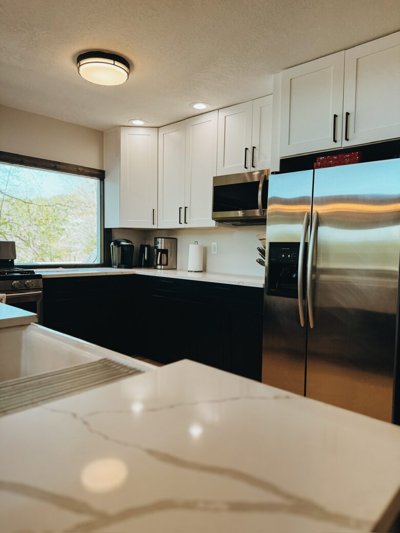 Sunrise Lodge on the Lake - Hiawassee, Georgia