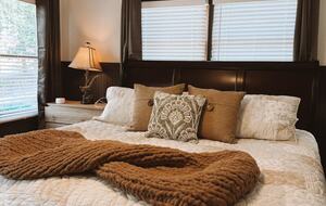 Sunrise Lodge on the Lake - Hiawassee, Georgia