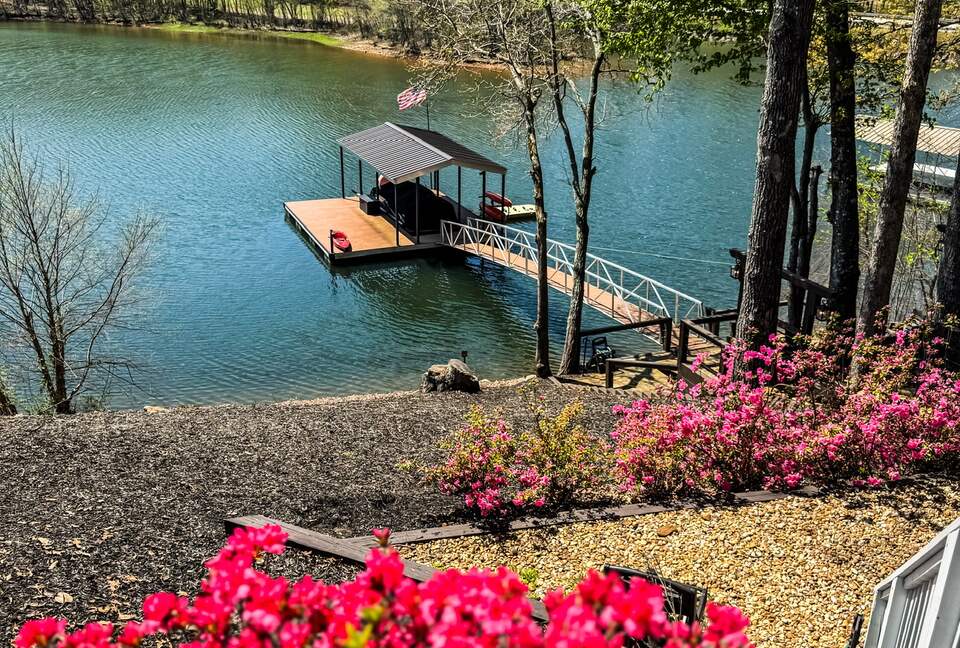 Sunrise Lodge on the Lake - Hiawassee, Georgia