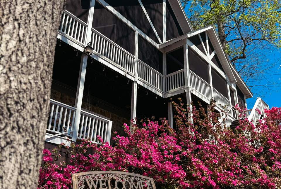 Sunrise Lodge on the Lake - Hiawassee, Georgia