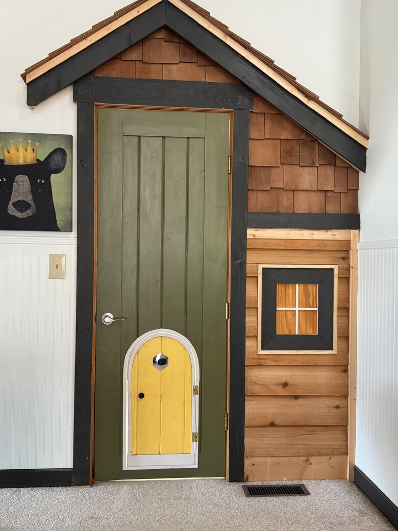 Welcome to King Bear Cottage. Special little door for your little one