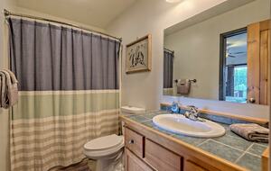 Sunrise Lodge on the Lake - Hiawassee, Georgia