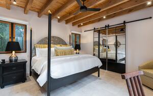 Second floor ensuite guest bedroom with king size bed