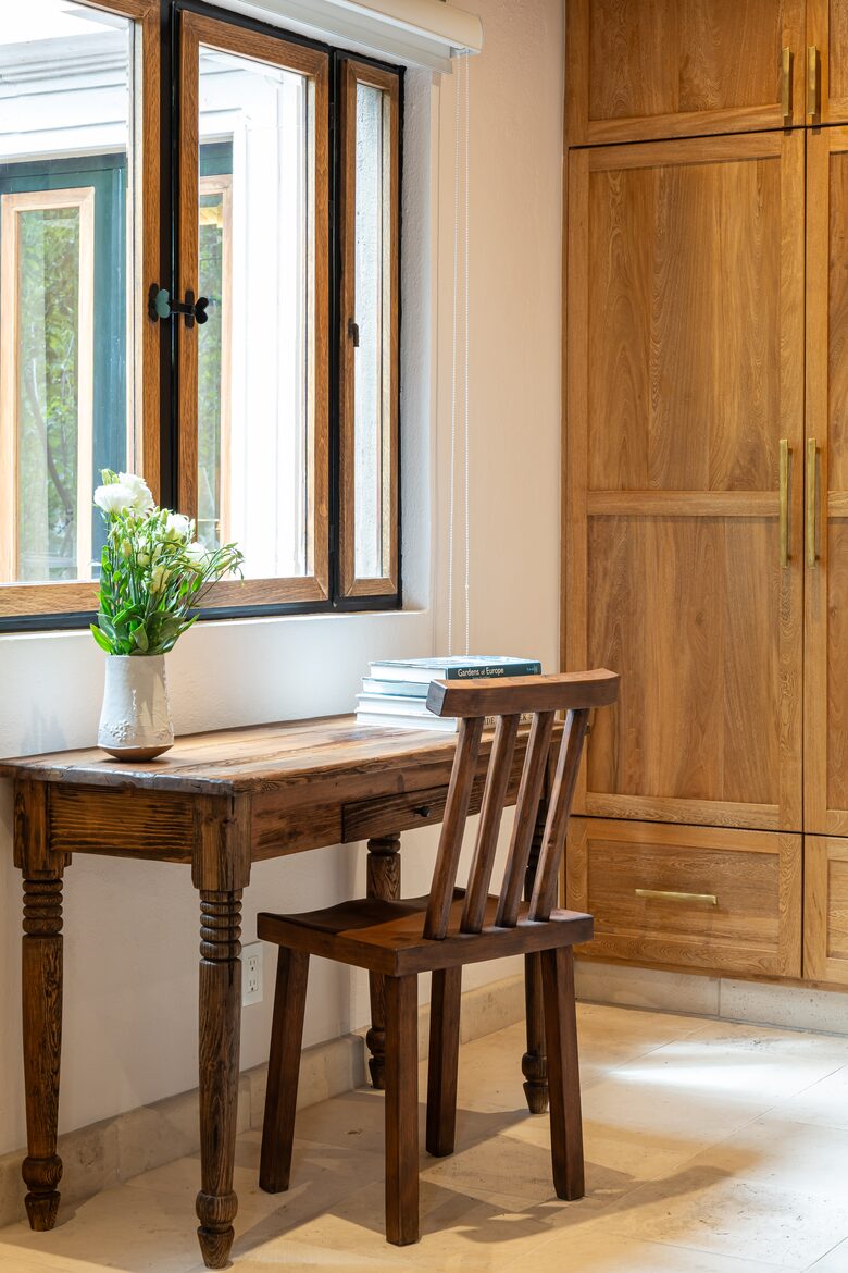Desk area in guest bedroom
