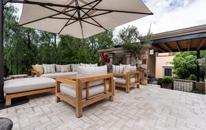 Rooftop living area with fountain