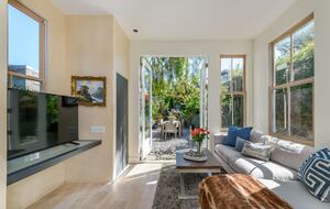 Victorian Elegance Meets Modern Design in SF - San Francisco, California