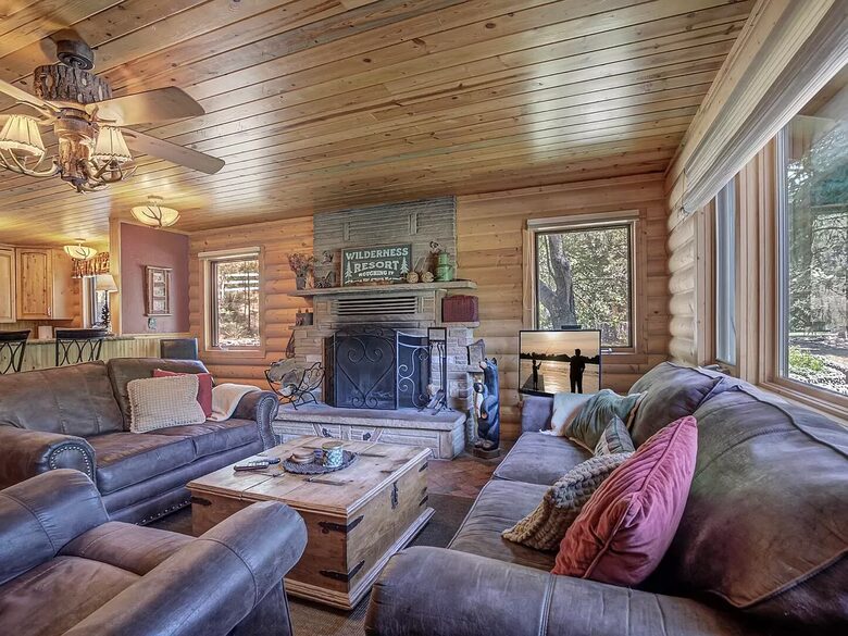 Elegant Payson Guest Cabin on 4 Acres with Tonto Creek Access - Payson, Arizona