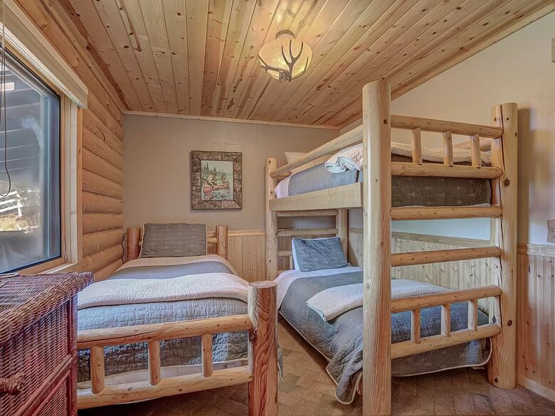 Elegant Payson Guest Cabin on 4 Acres with Tonto Creek Access - Payson, Arizona