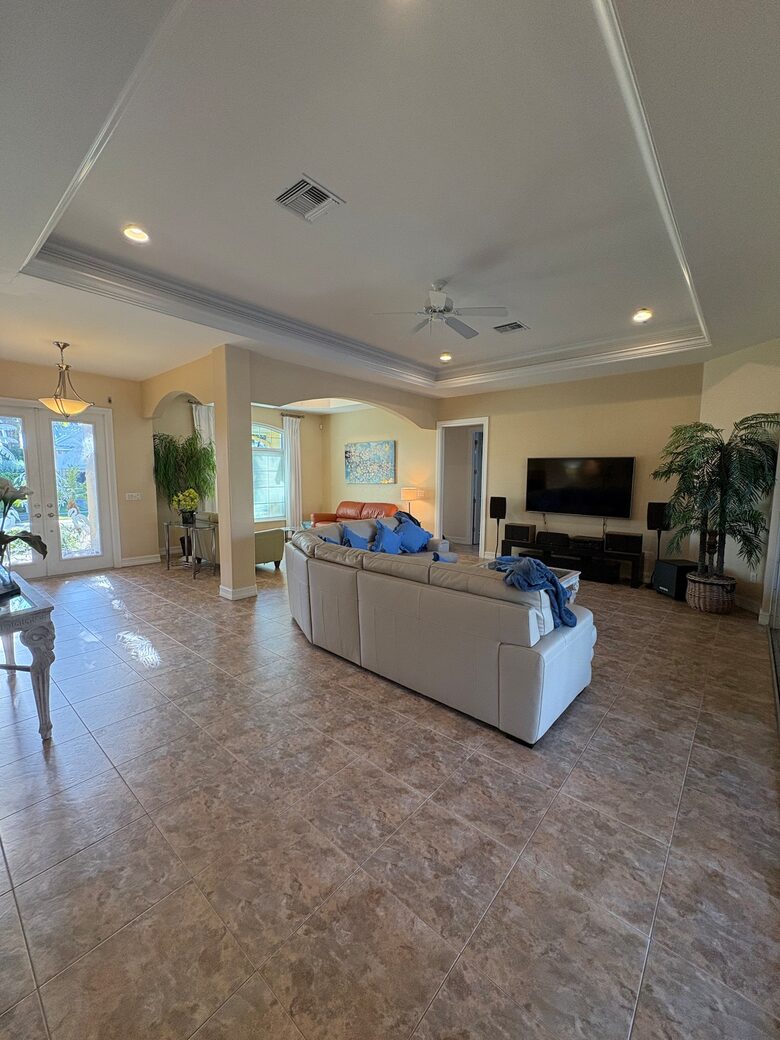 Spacious Marco Island Retreat Steps from Beaches & Shops - Marco Island, Florida