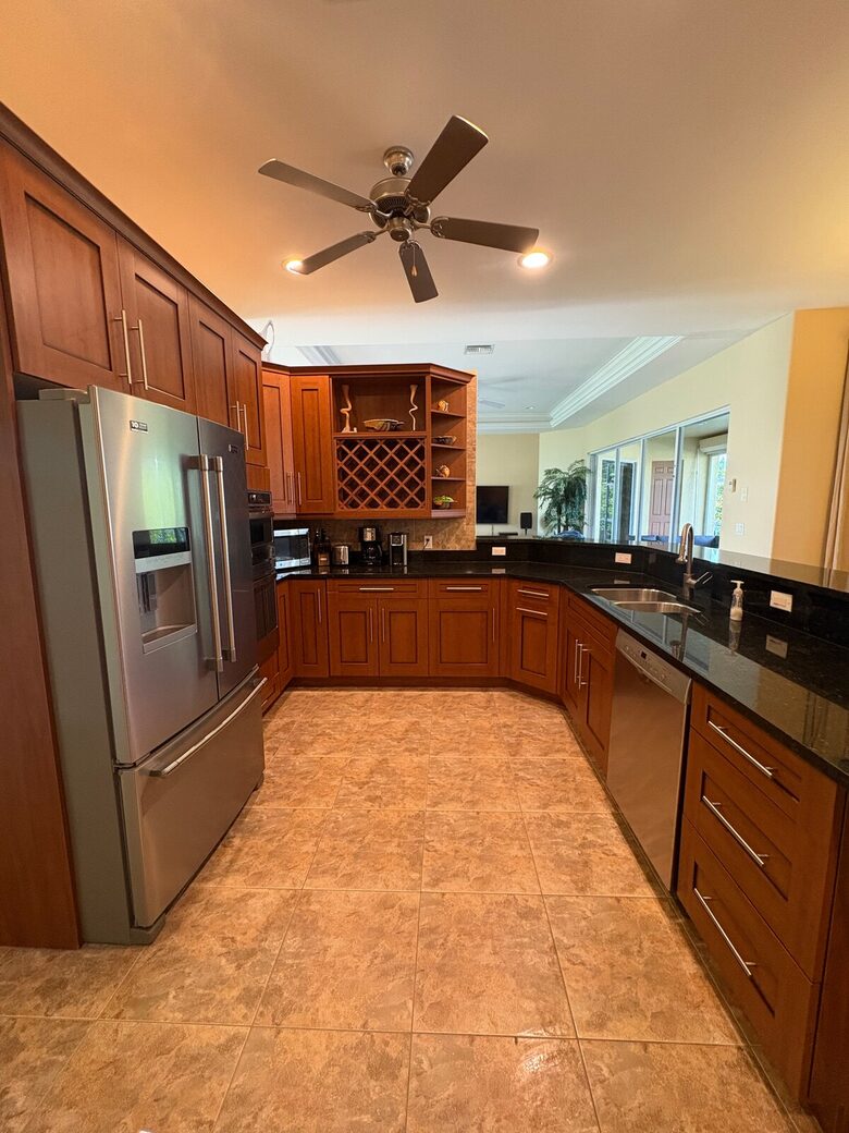 Spacious Marco Island Retreat Steps from Beaches & Shops - Marco Island, Florida