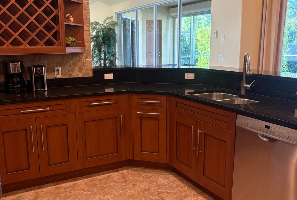 Spacious Marco Island Retreat Steps from Beaches & Shops - Marco Island, Florida