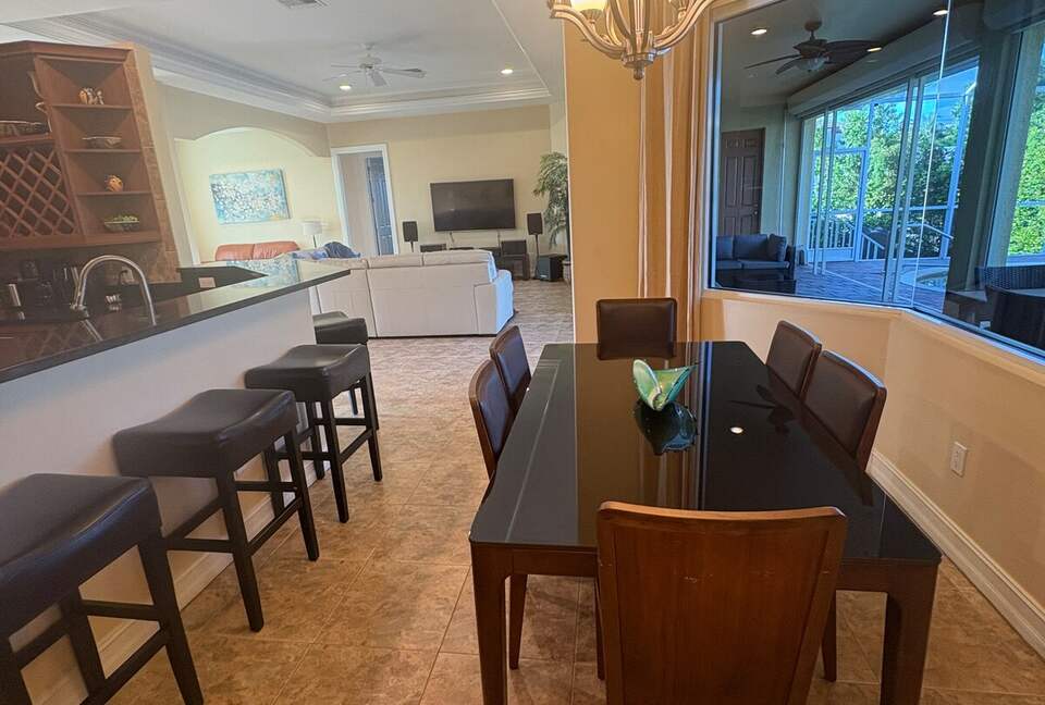 Spacious Marco Island Retreat Steps from Beaches & Shops - Marco Island, Florida