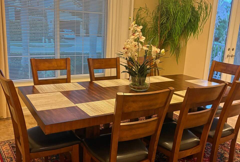 Spacious Marco Island Retreat Steps from Beaches & Shops - Marco Island, Florida