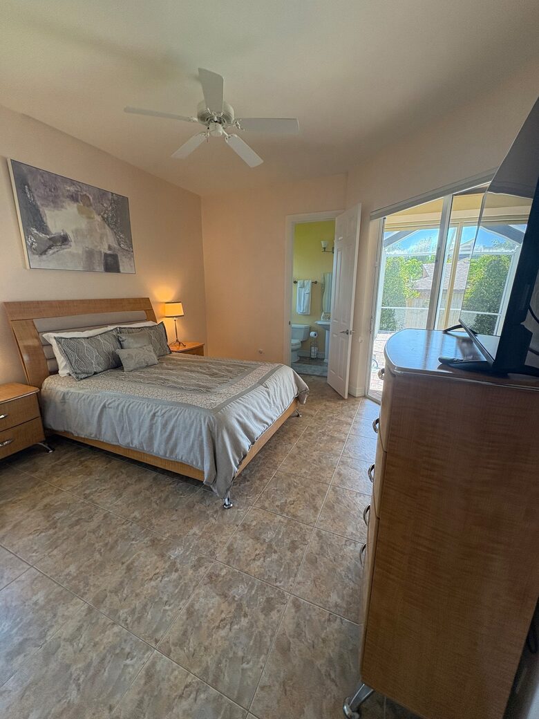 Spacious Marco Island Retreat Steps from Beaches & Shops - Marco Island, Florida