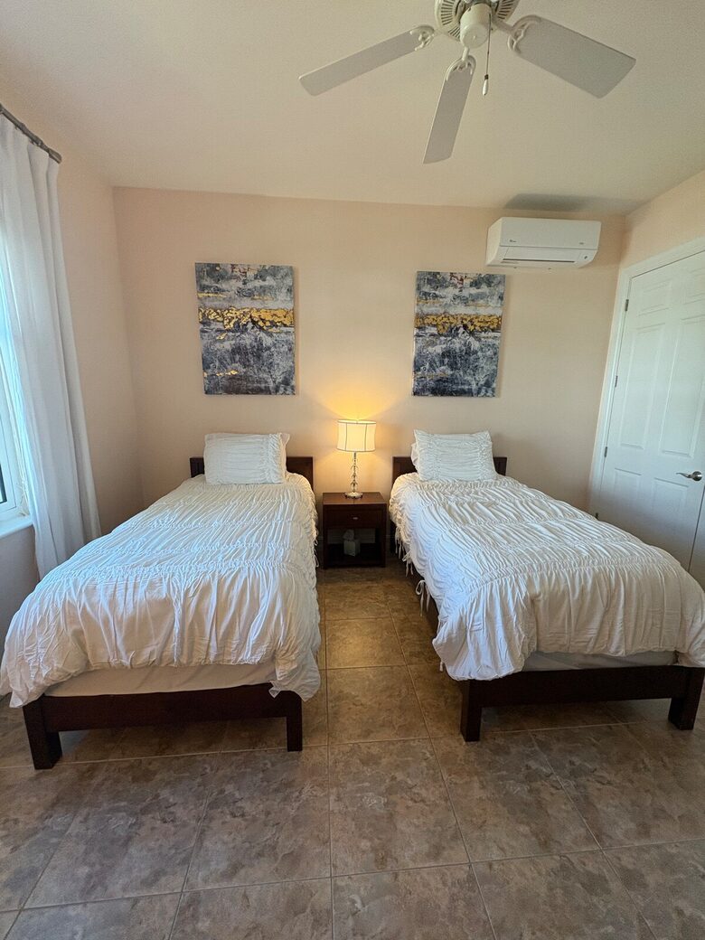 Spacious Marco Island Retreat Steps from Beaches & Shops - Marco Island, Florida