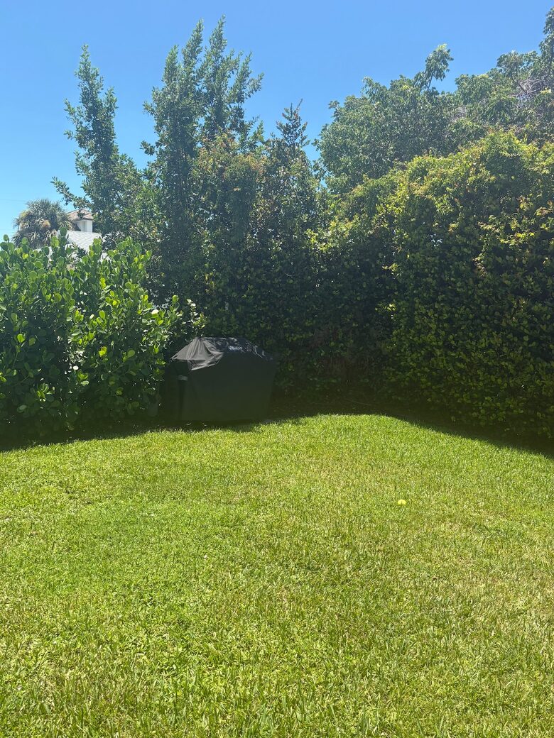 Spacious Marco Island Retreat Steps from Beaches & Shops - Marco Island, Florida