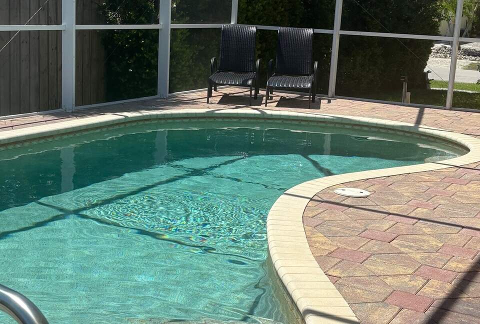 Spacious Marco Island Retreat Steps from Beaches & Shops - Marco Island, Florida