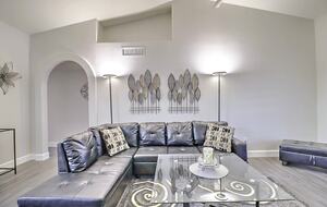 Stylish Arizona Escape Close to Events, Dining & Entertainment - Glendale, Arizona