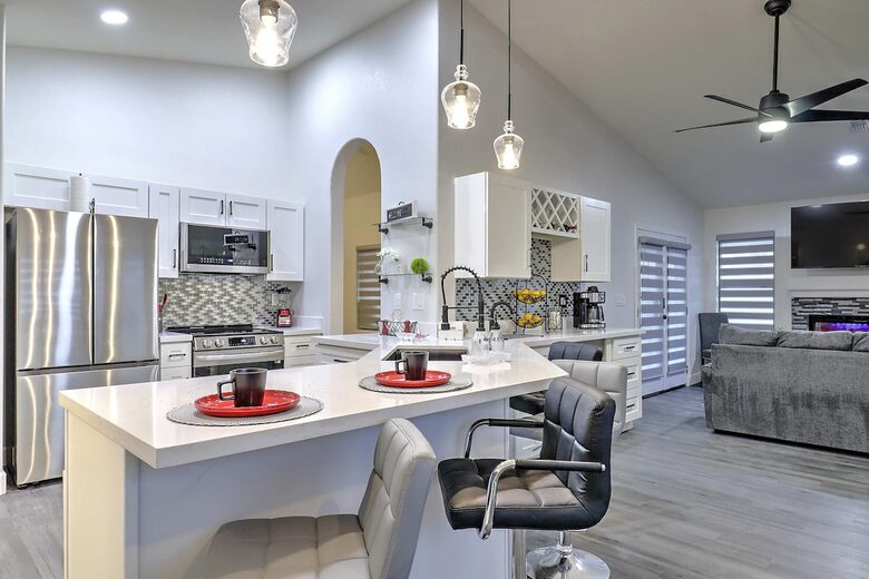 Stylish Arizona Escape Close to Events, Dining & Entertainment - Glendale, Arizona