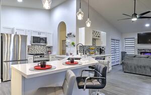 Stylish Arizona Escape Close to Events, Dining & Entertainment - Glendale, Arizona