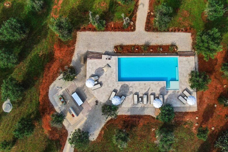 Refined Countryside Villa with Private Pool - Diso, Italy