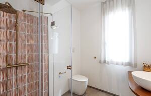 Refined Countryside Villa with Private Pool - Diso, Italy