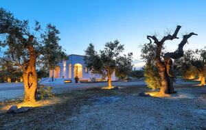 Refined Countryside Villa with Private Pool - Diso, Italy