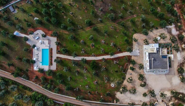 Refined Countryside Villa with Private Pool - Diso, Italy