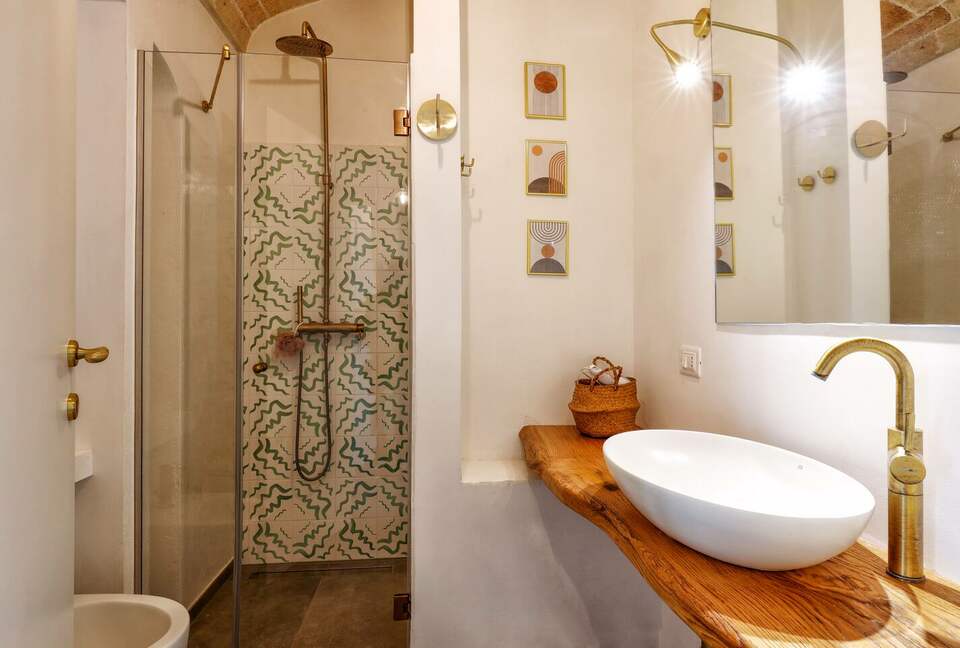 Refined Countryside Villa with Private Pool - Diso, Italy