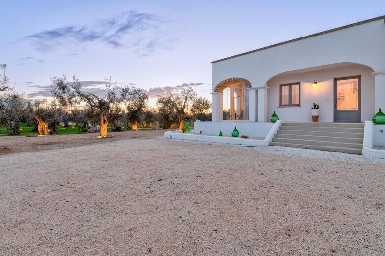 Refined Countryside Villa with Private Pool - Diso, Italy