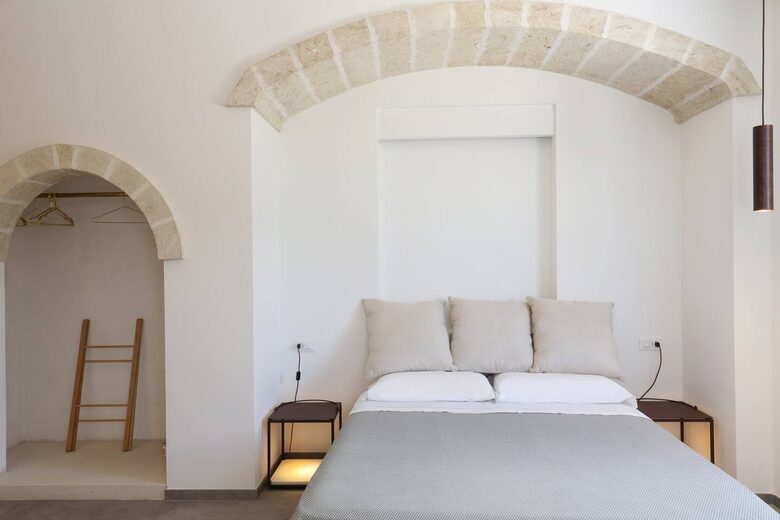 Refined Countryside Villa with Private Pool - Diso, Italy