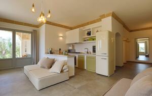 Refined Countryside Villa with Private Pool - Diso, Italy