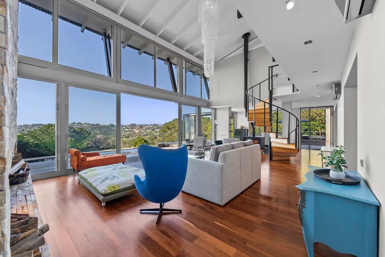 Sophisticated Sanctuary Above Newlands - Cape Town, South Africa