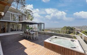 Sophisticated Sanctuary Above Newlands - Cape Town, South Africa