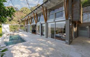 Sophisticated Sanctuary Above Newlands - Cape Town, South Africa